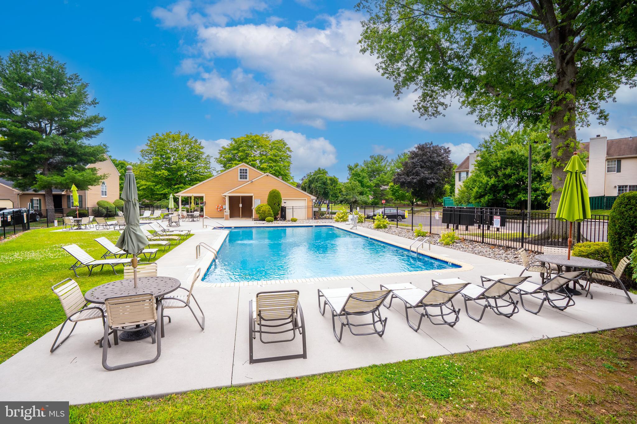 HEACOCK MDWS - Residential