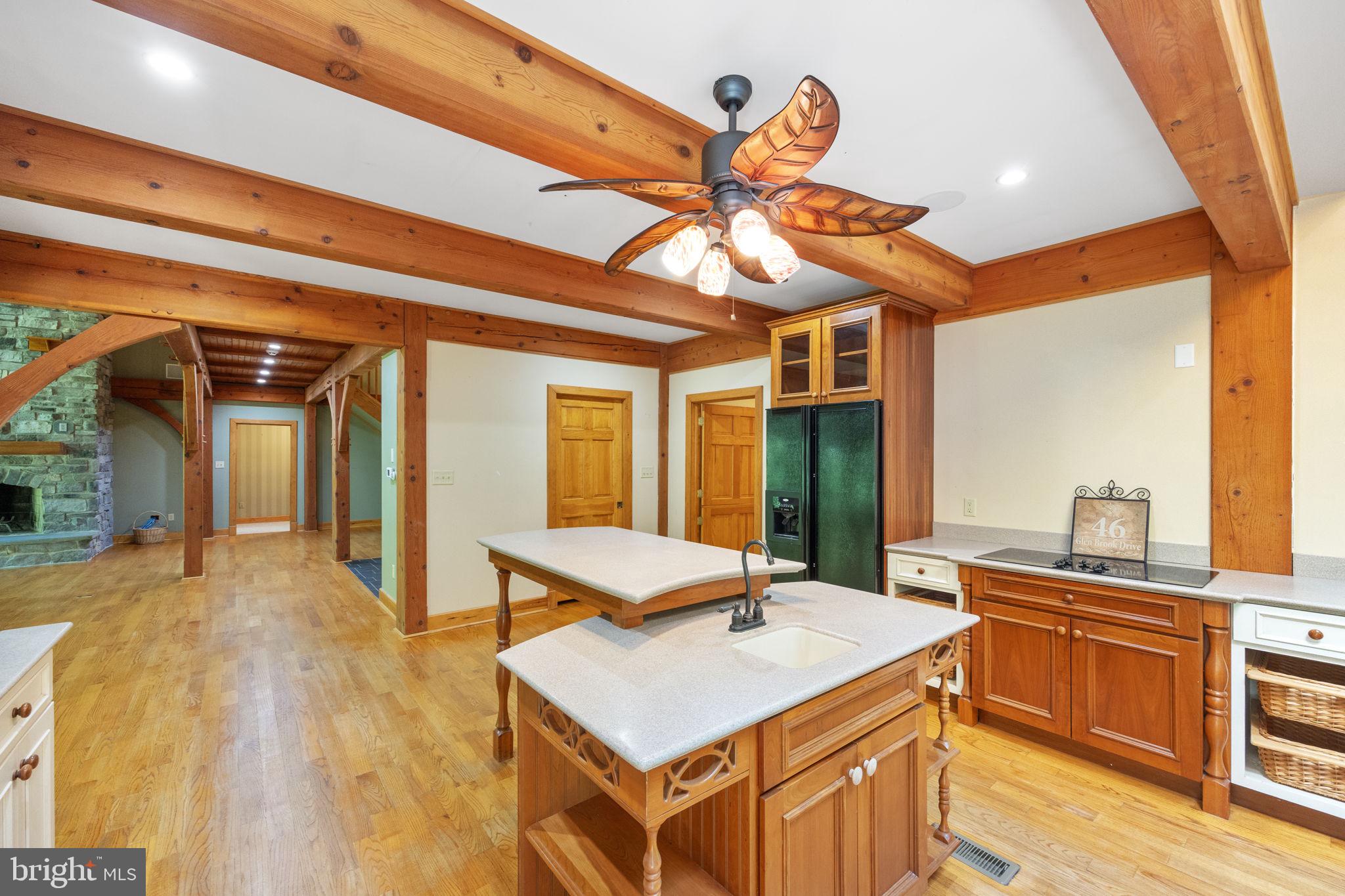 GLEN BROOK WOODS - Residential