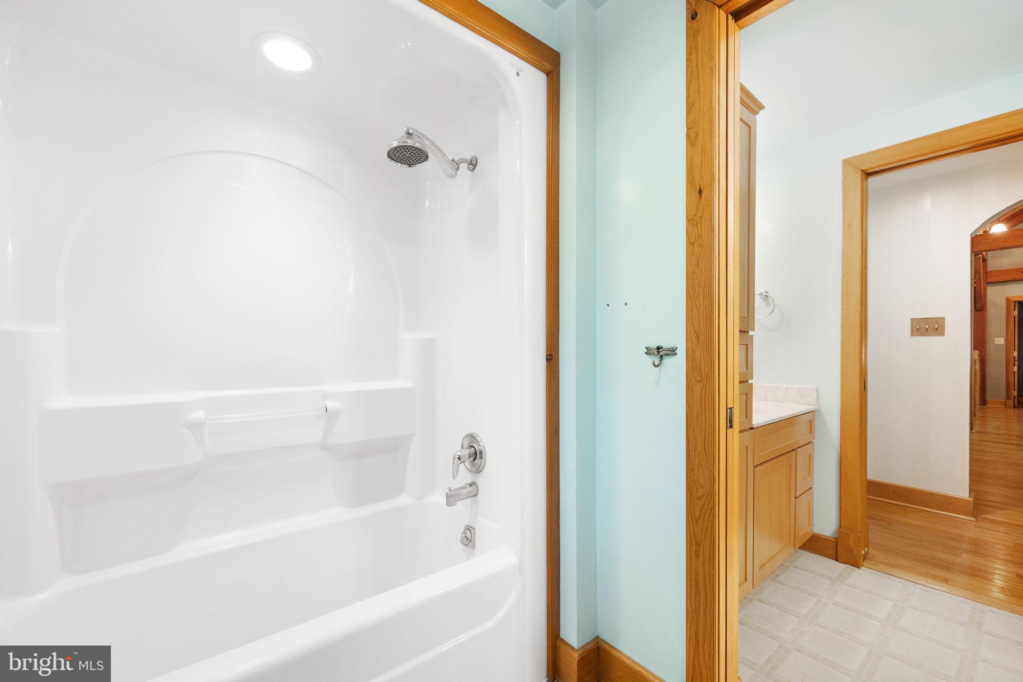 GLEN BROOK WOODS - Residential