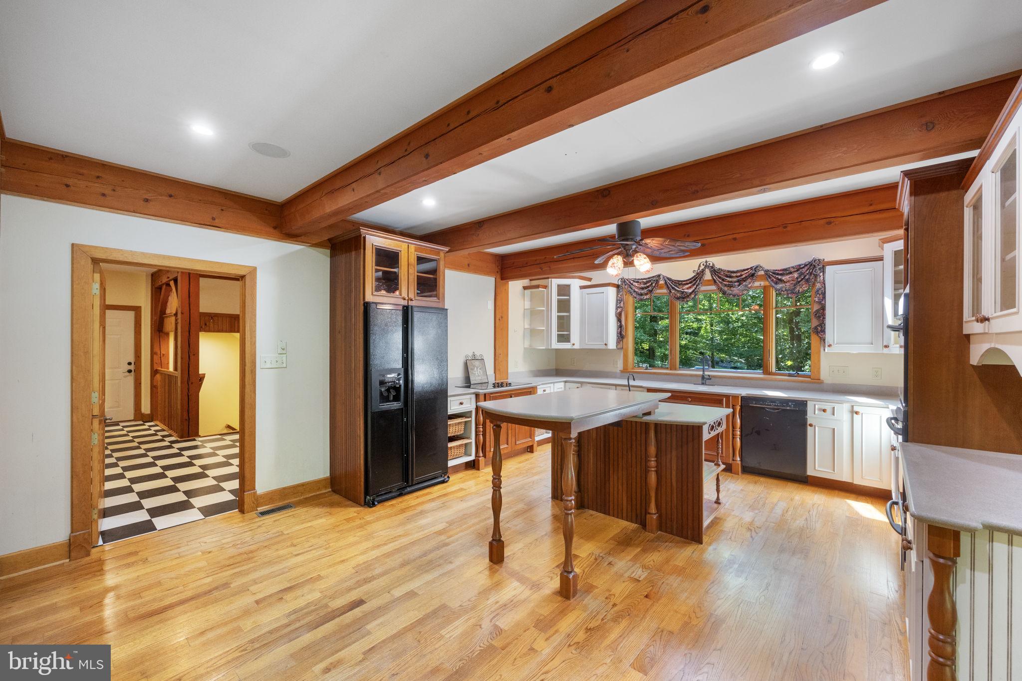 GLEN BROOK WOODS - Residential