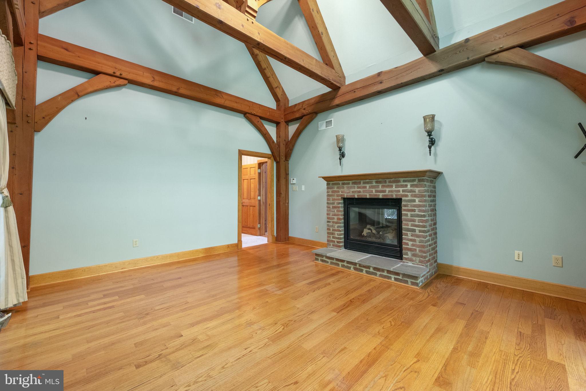 GLEN BROOK WOODS - Residential