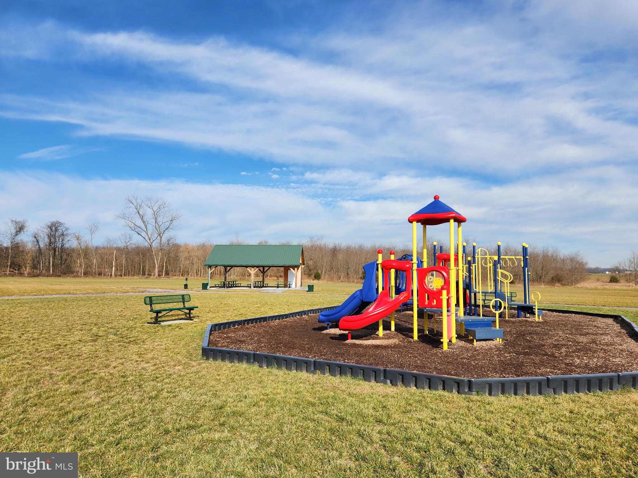 THE LAKES AT MARTINSBURG - Residential Lease