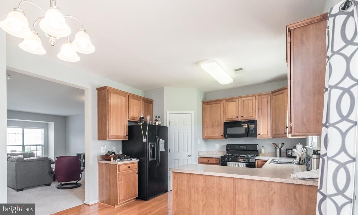 LEE'S RIDGE - Residential