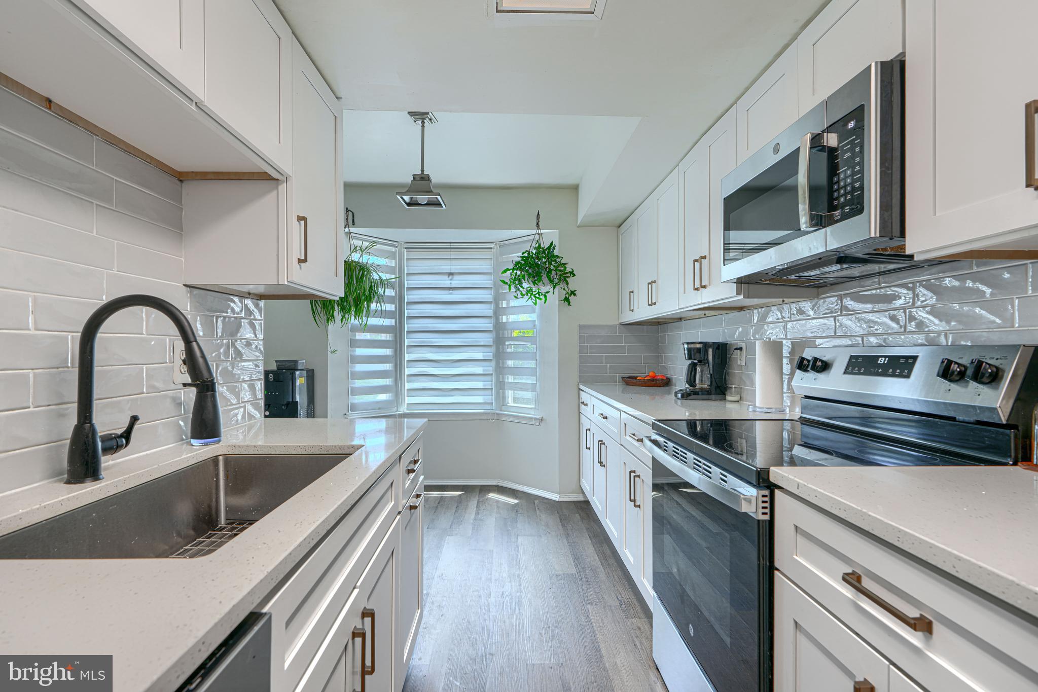 MARBLE HILL - Residential