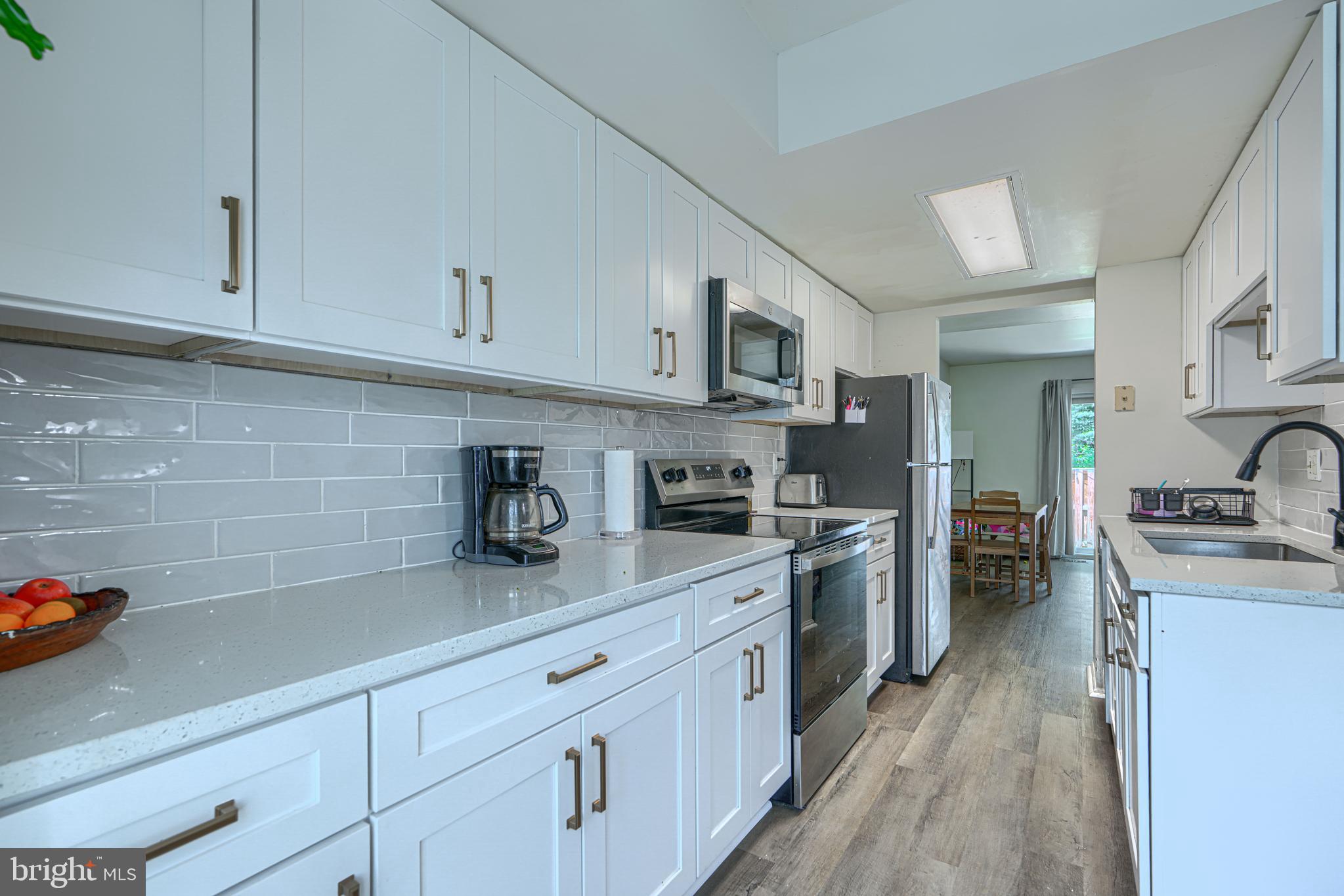 MARBLE HILL - Residential