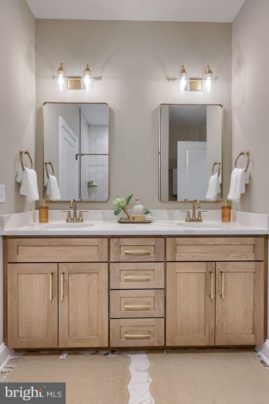 CROSSGATES - Residential