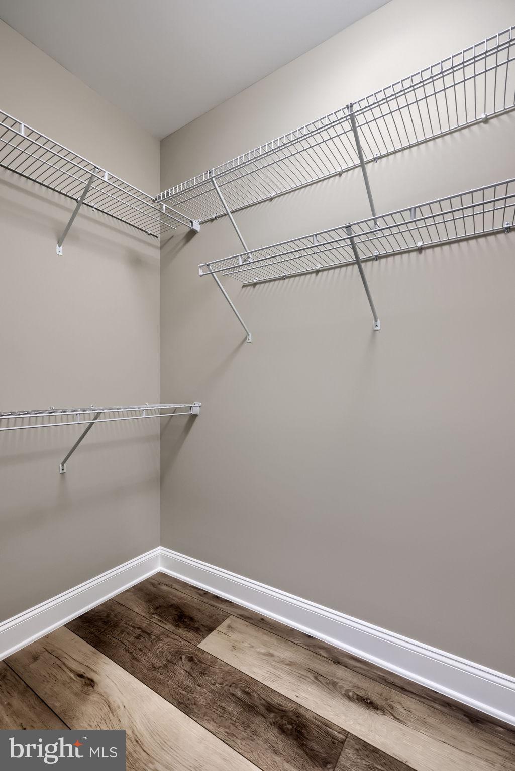 CROSSGATES - Residential