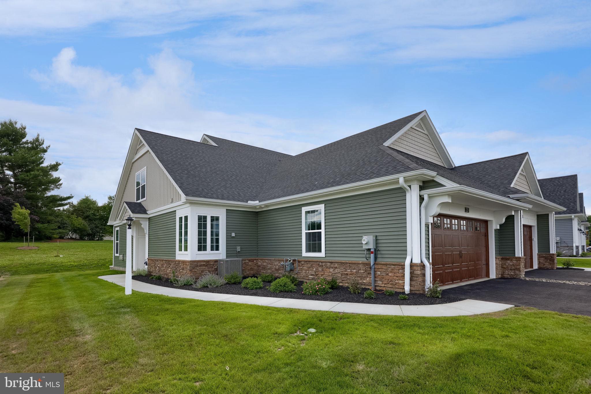 CROSSGATES - Residential