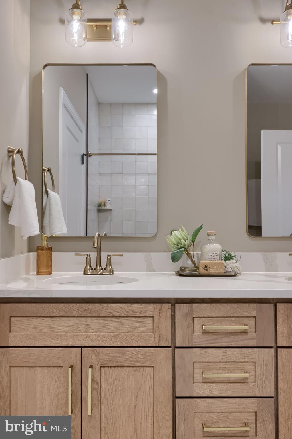 CROSSGATES - Residential