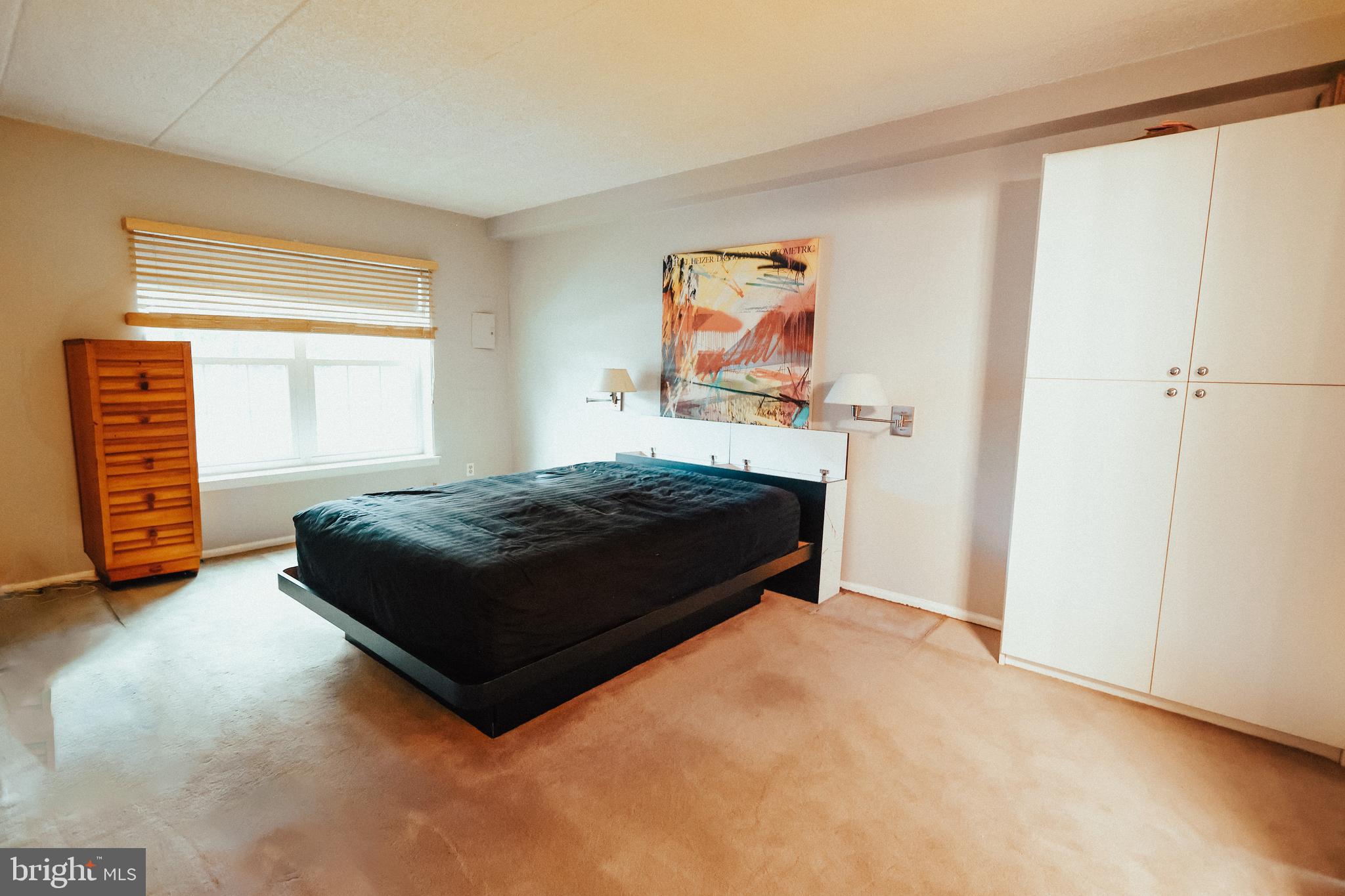 VALLEY GLEN - Residential