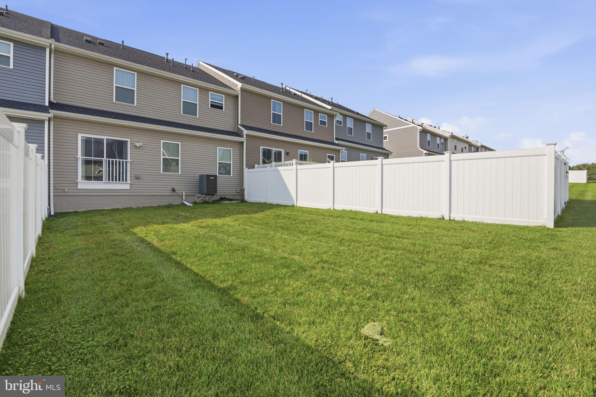 JAMES RUN CARRIAGE HOMES - Residential