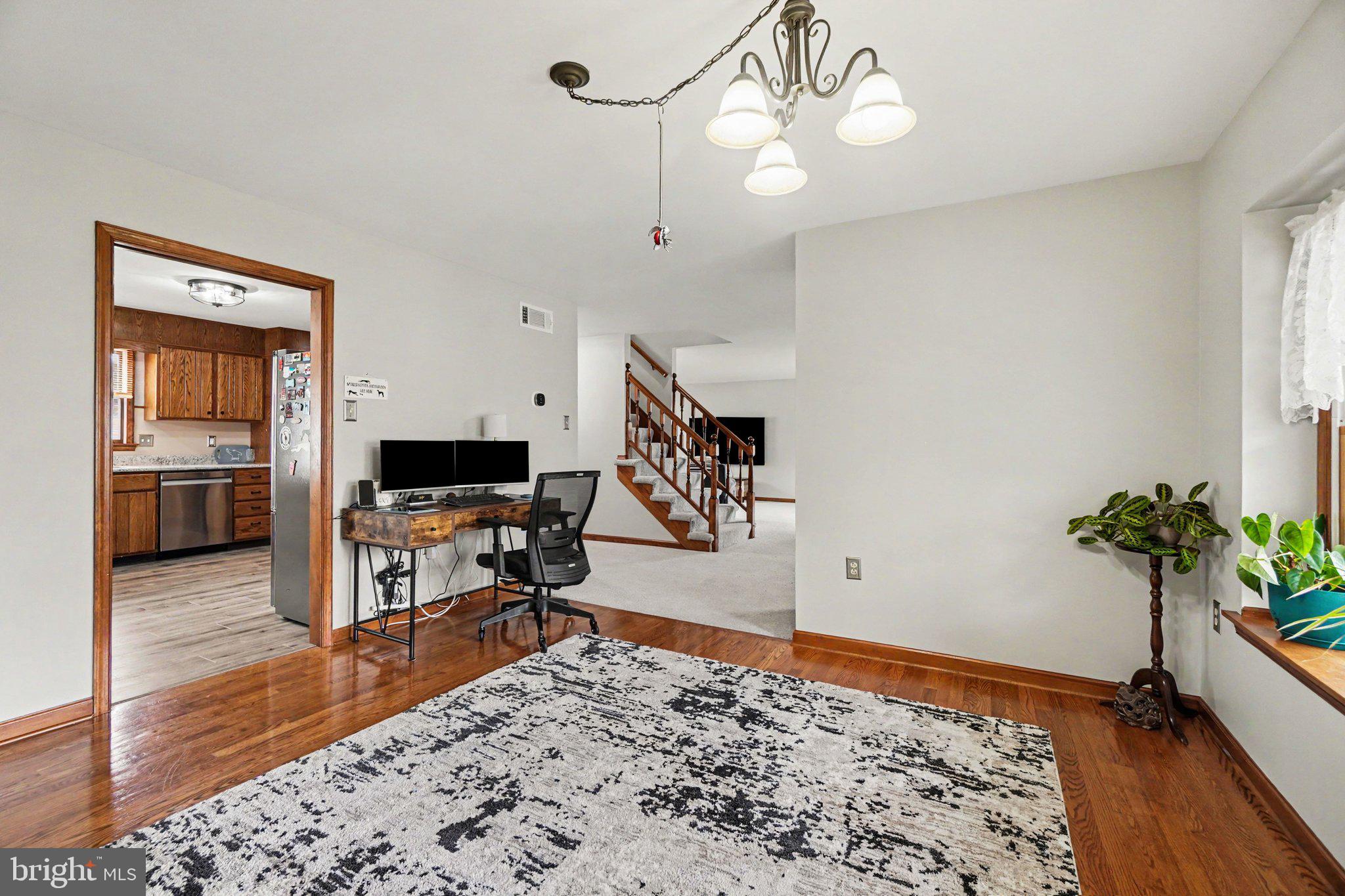 VICTORIA GLEN - Residential