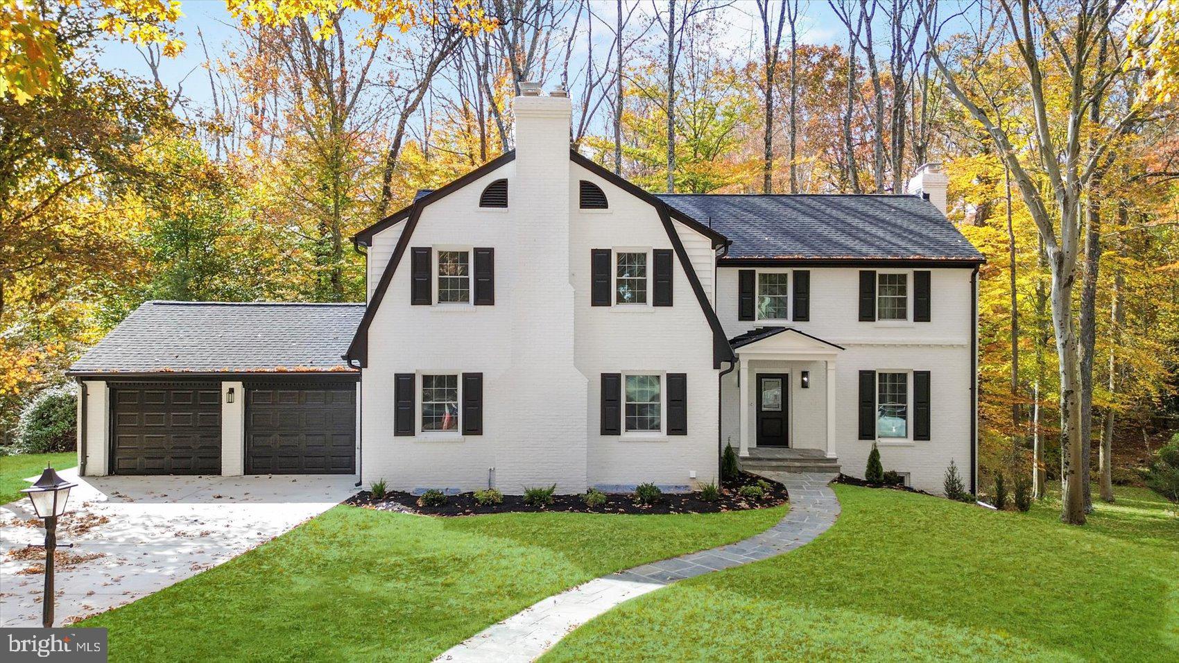 RIVER FALLS - Residential