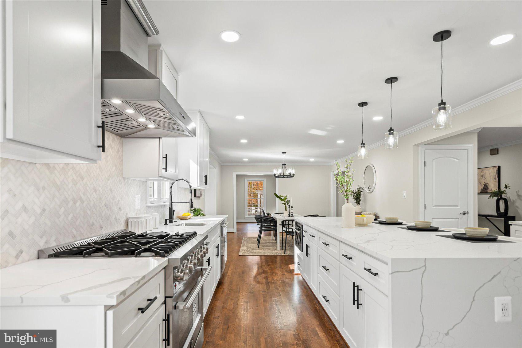 RIVER FALLS - Residential