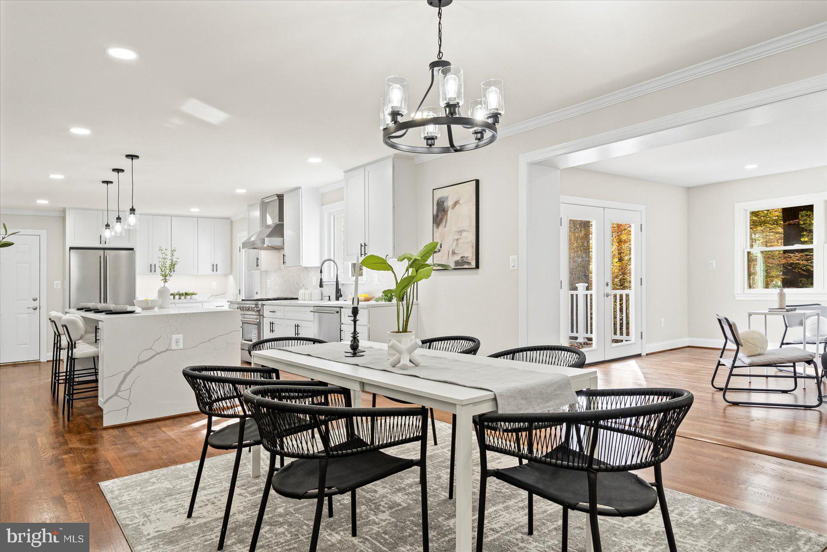 RIVER FALLS - Residential