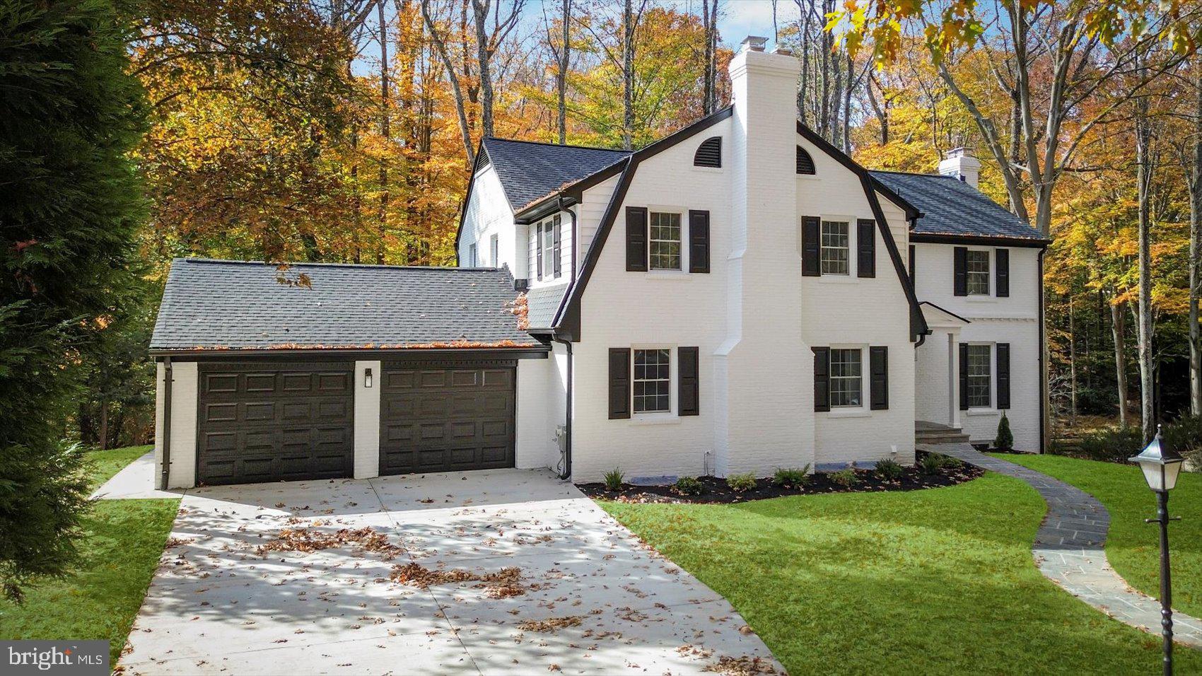 RIVER FALLS - Residential