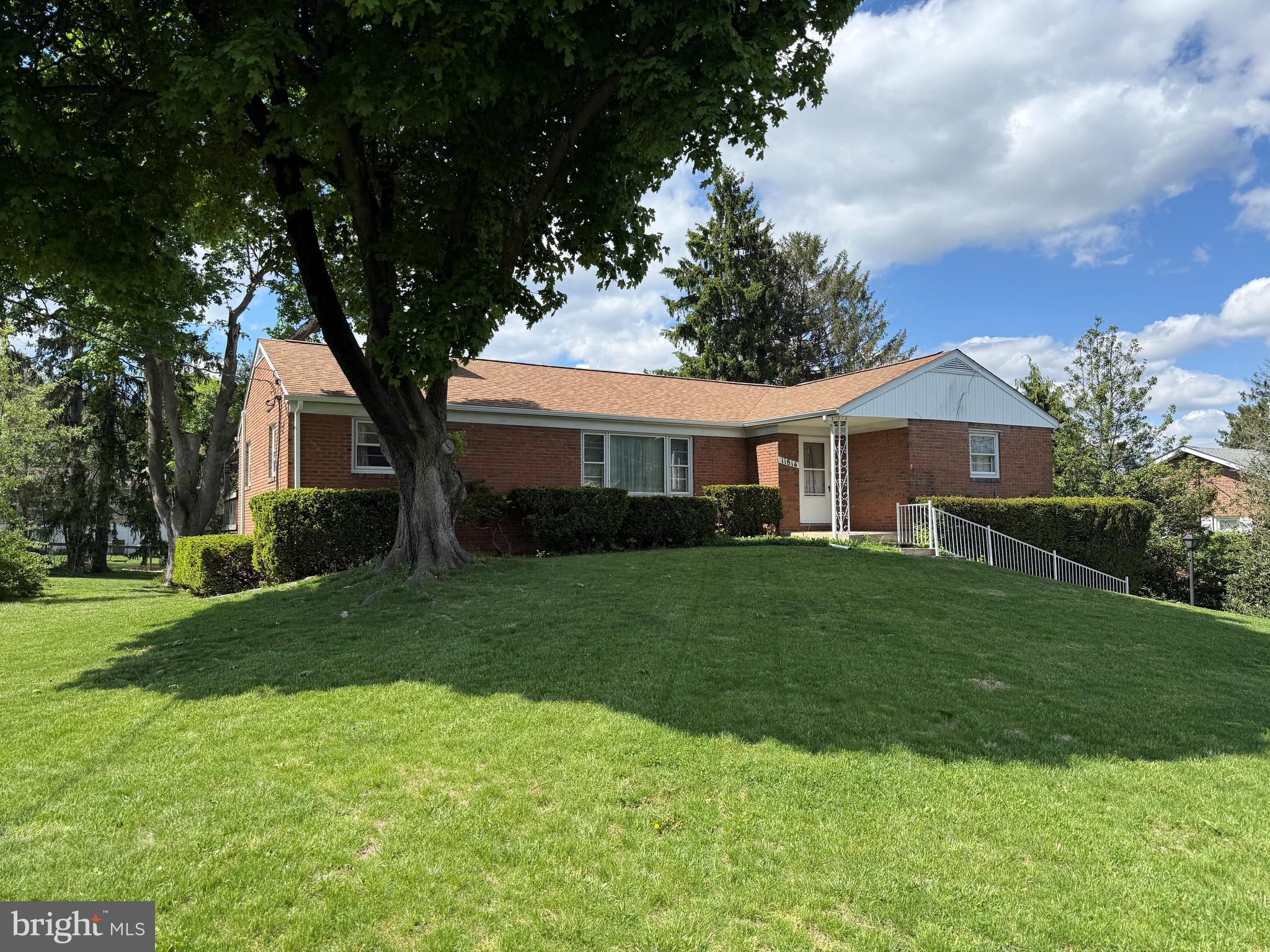 SYCAMORE HEIGHTS - Residential