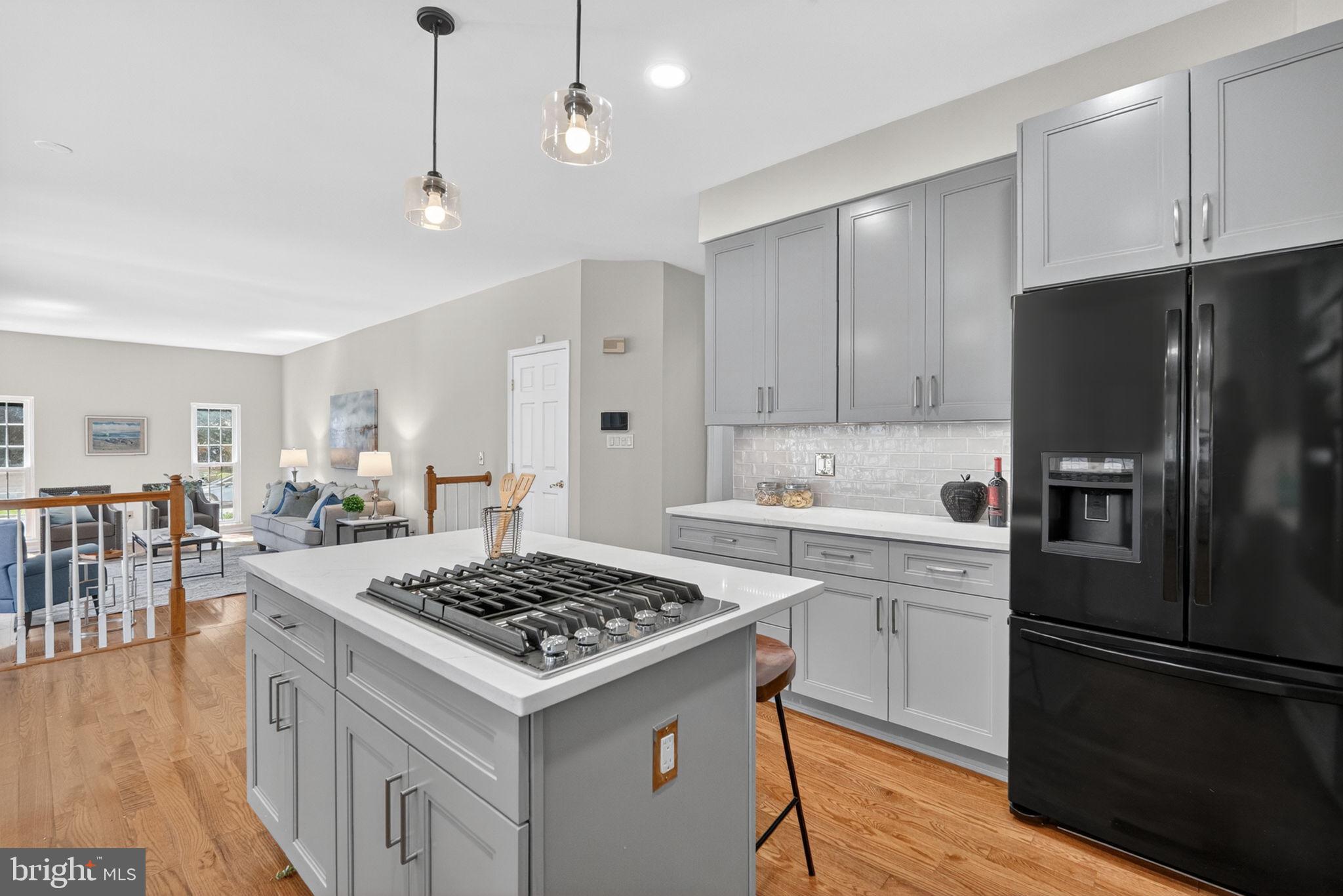 WEST FAIRLAND ESTATES - Residential