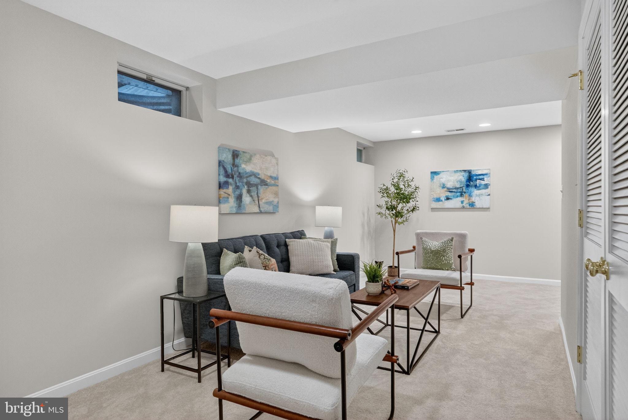 WEST FAIRLAND ESTATES - Residential