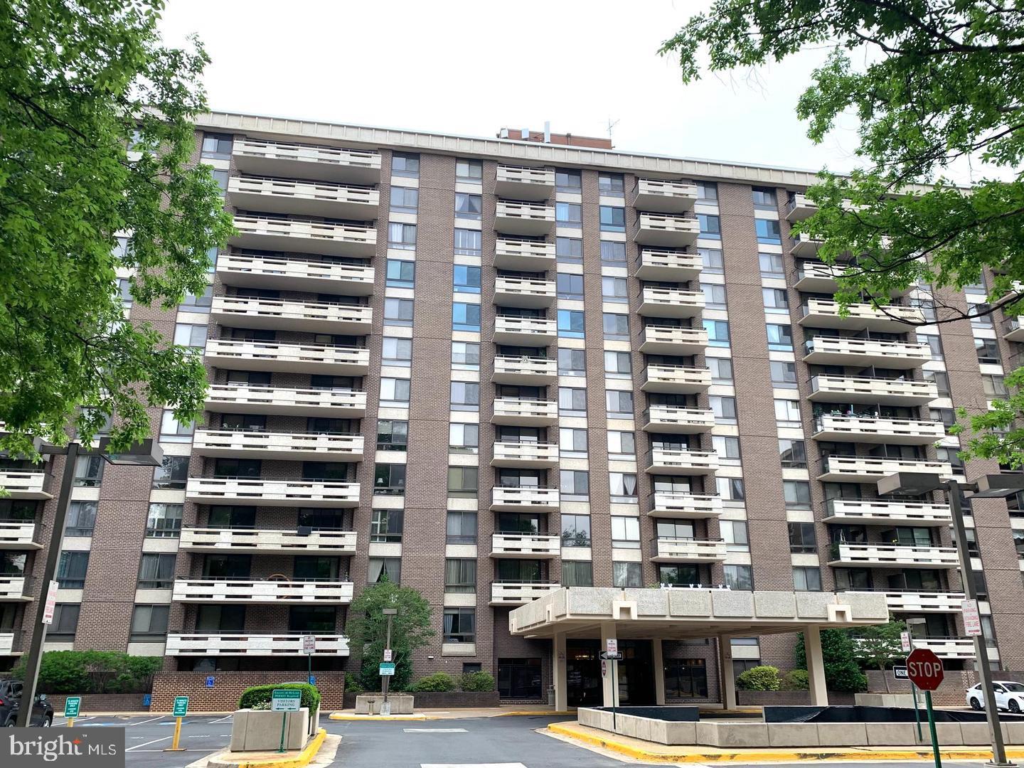 ENCORE OF MCLEAN - Residential Lease