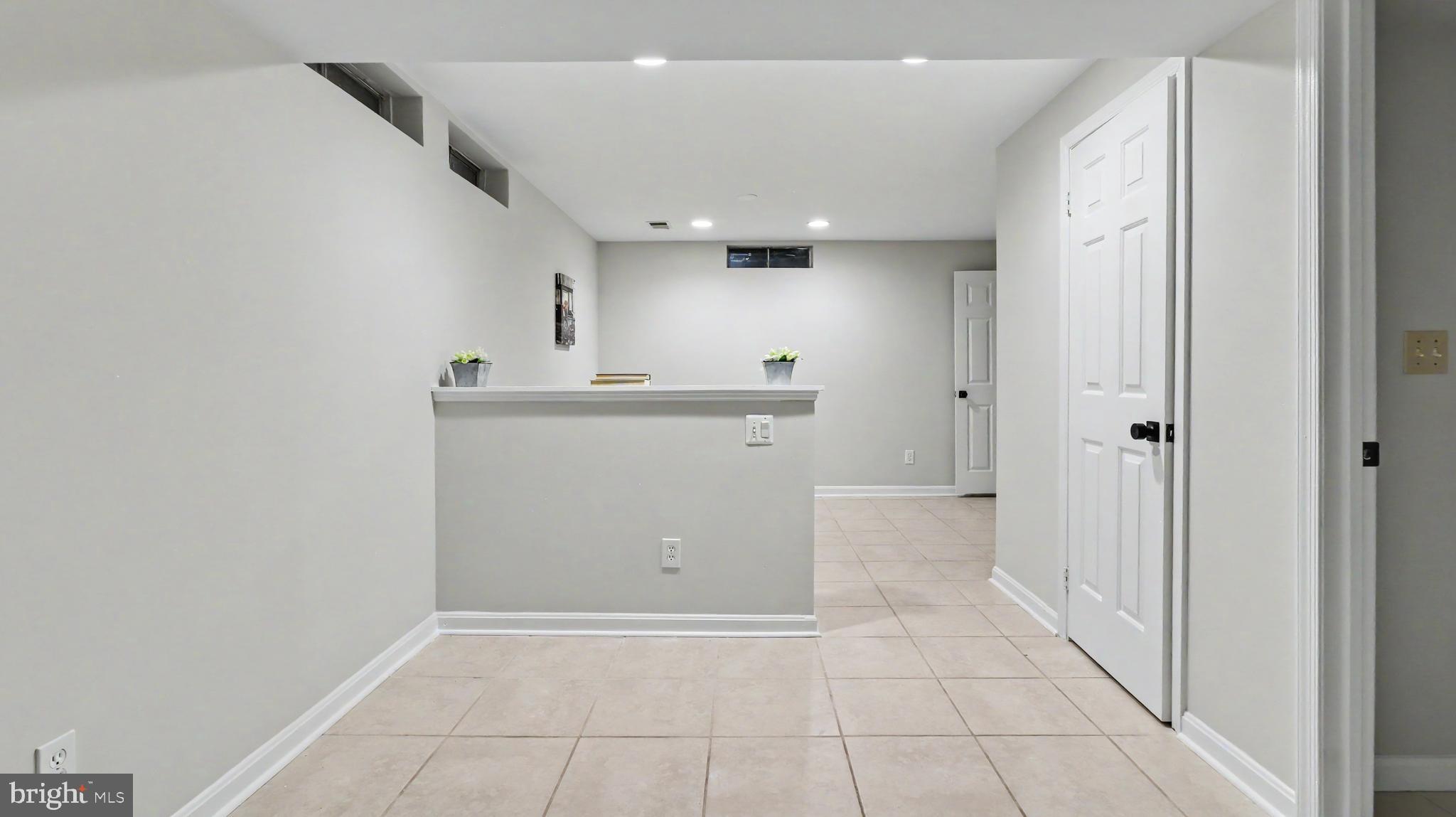 POTOMAC CHASE - Residential