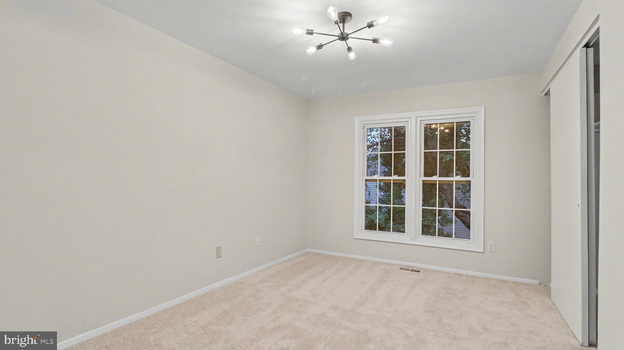 POTOMAC CHASE - Residential