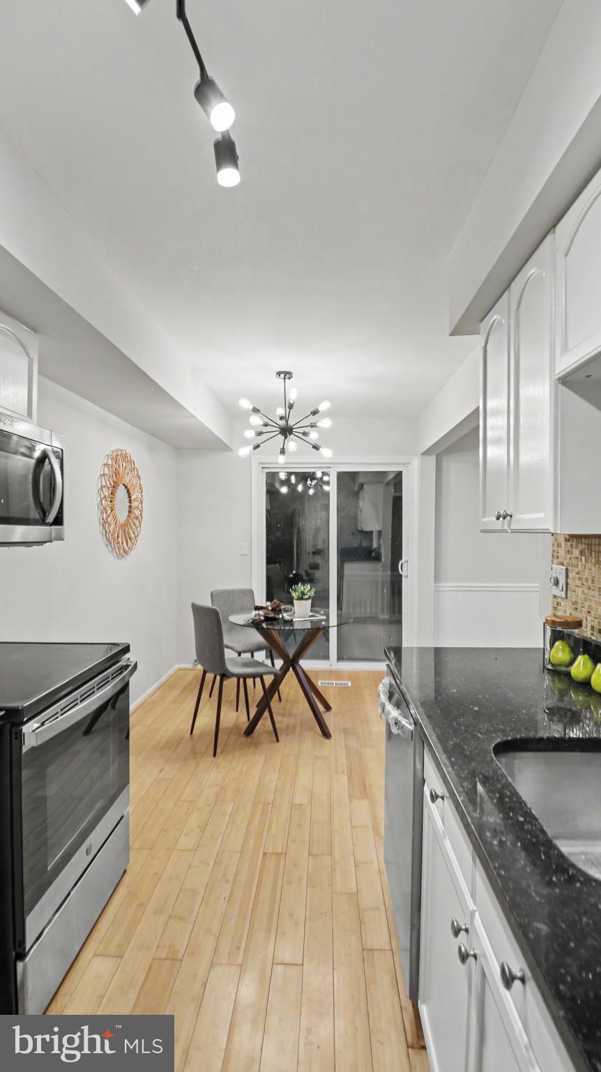 POTOMAC CHASE - Residential