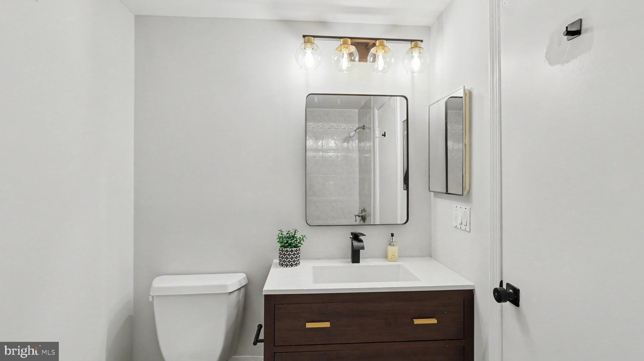 POTOMAC CHASE - Residential