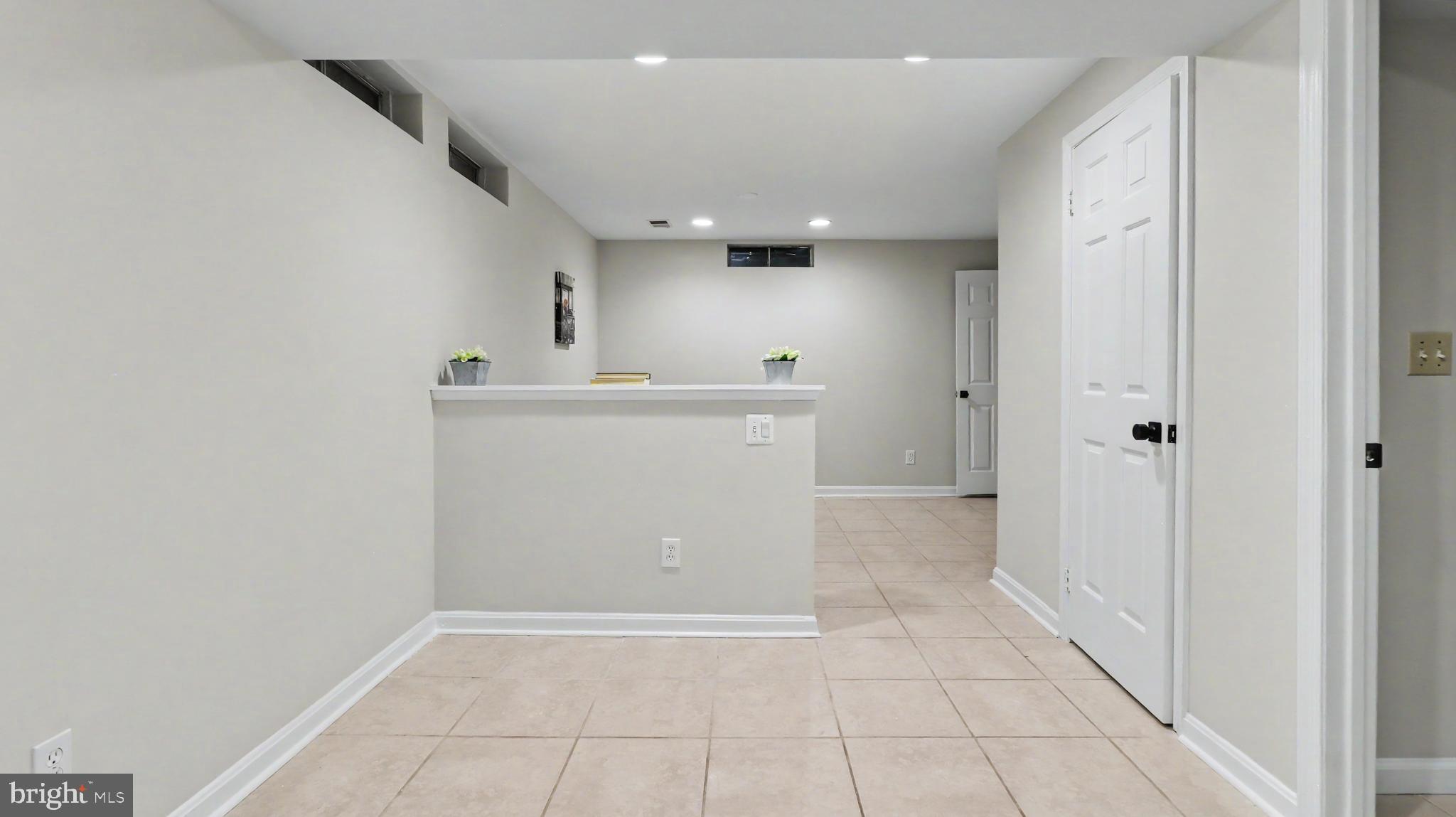 POTOMAC CHASE - Residential