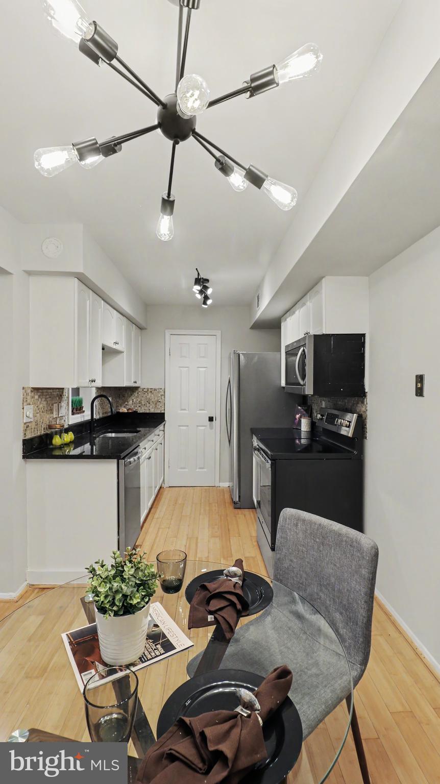 POTOMAC CHASE - Residential