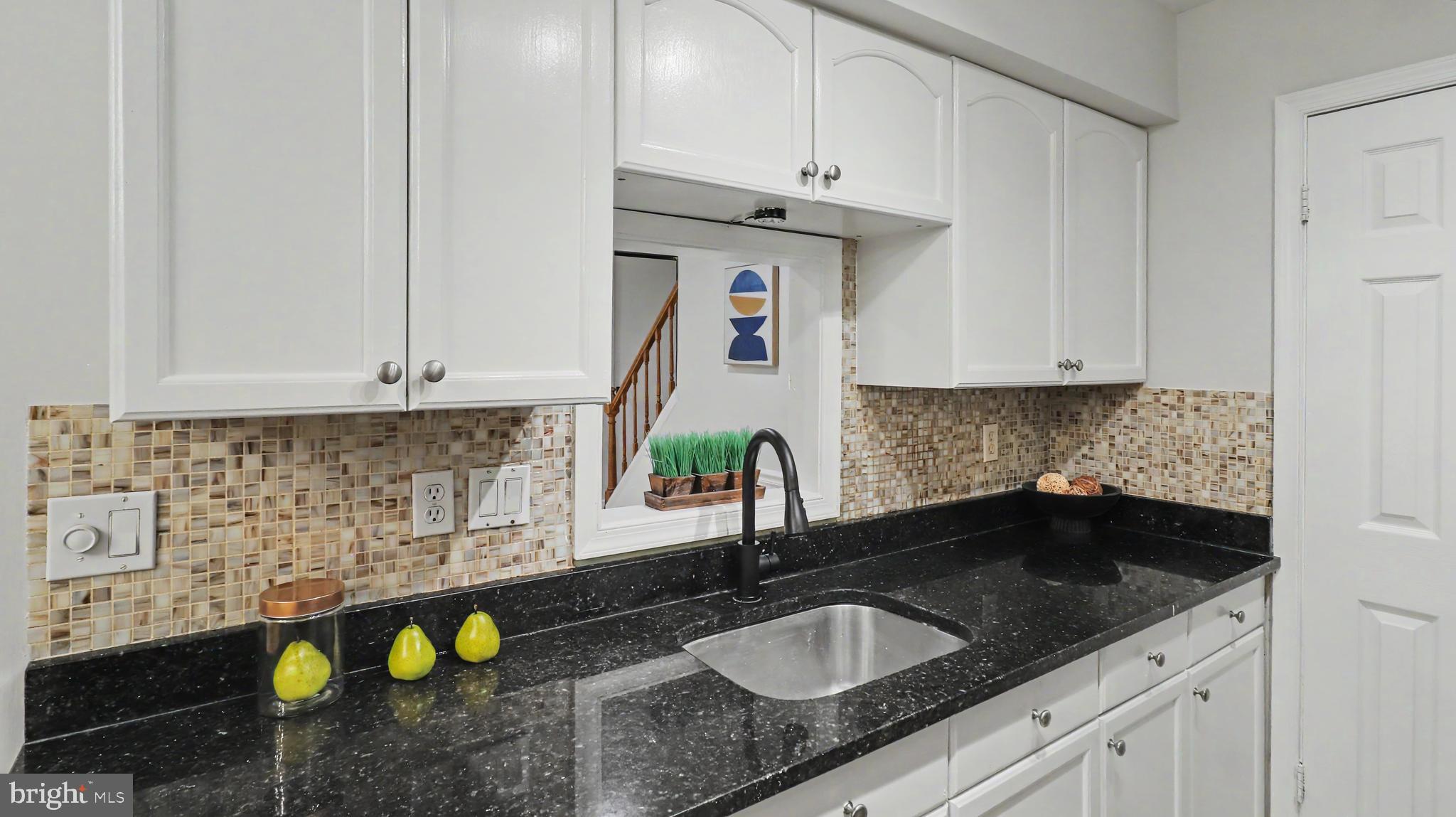 POTOMAC CHASE - Residential