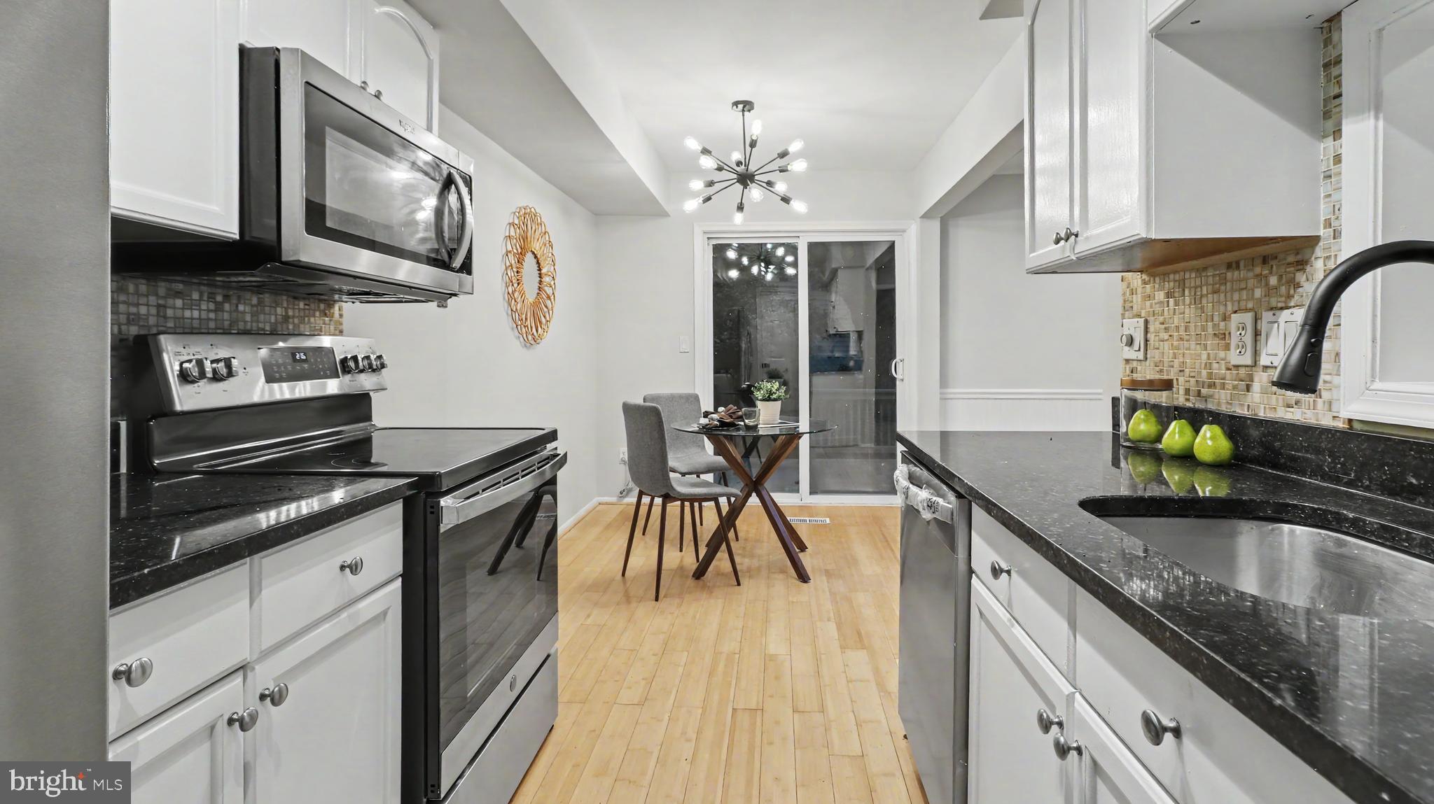 POTOMAC CHASE - Residential