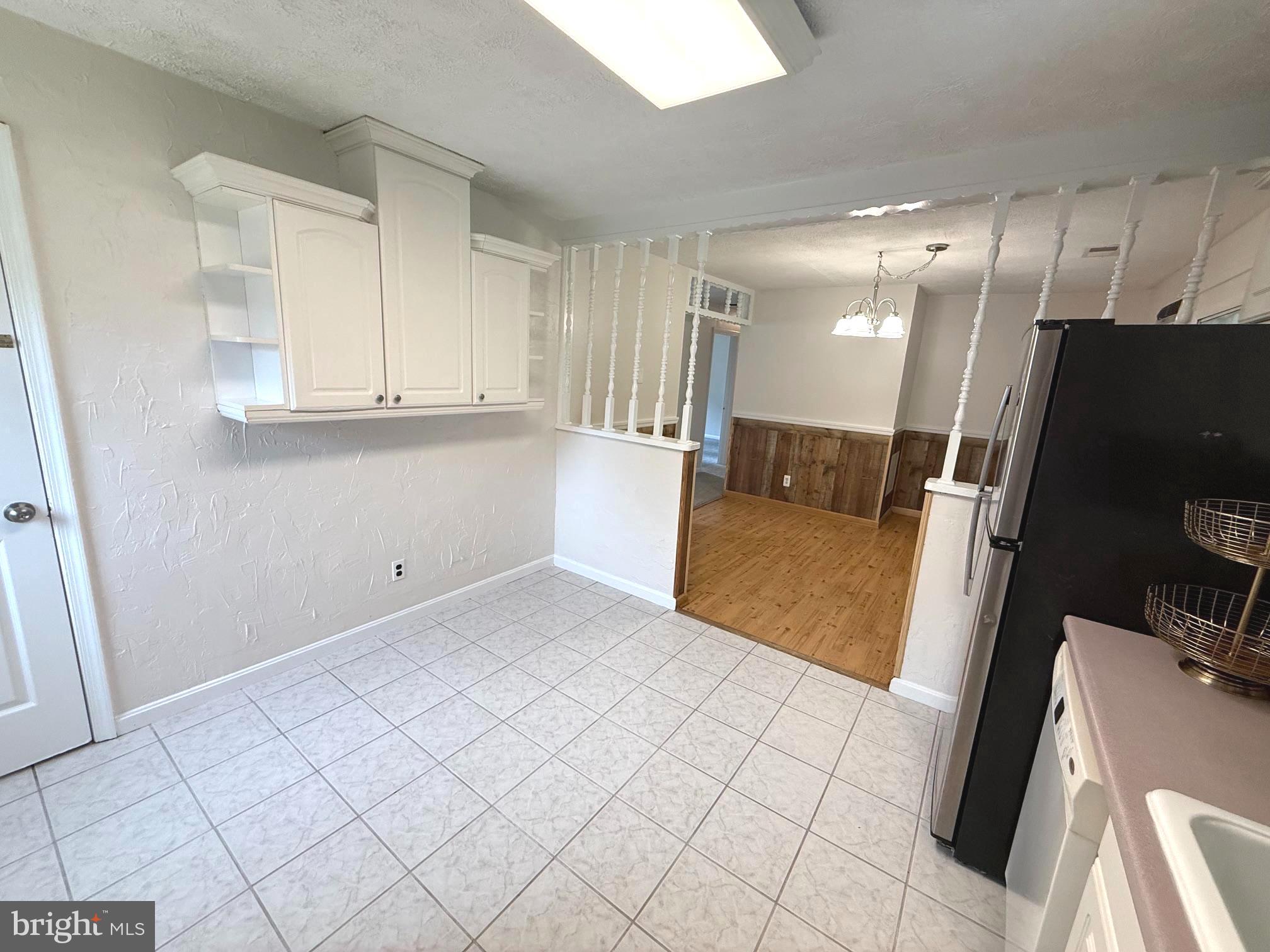 ROSEDALE - Residential