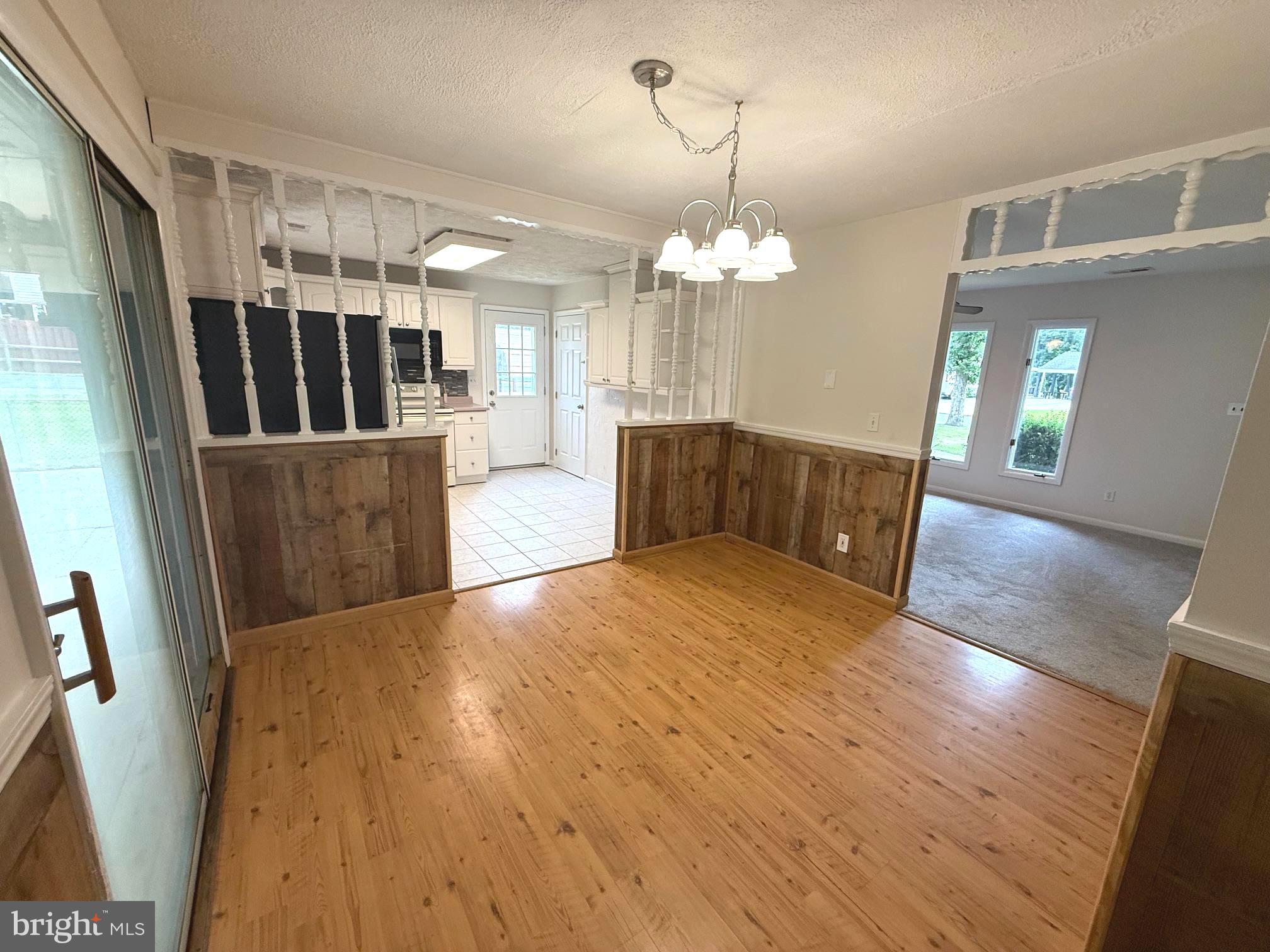 ROSEDALE - Residential