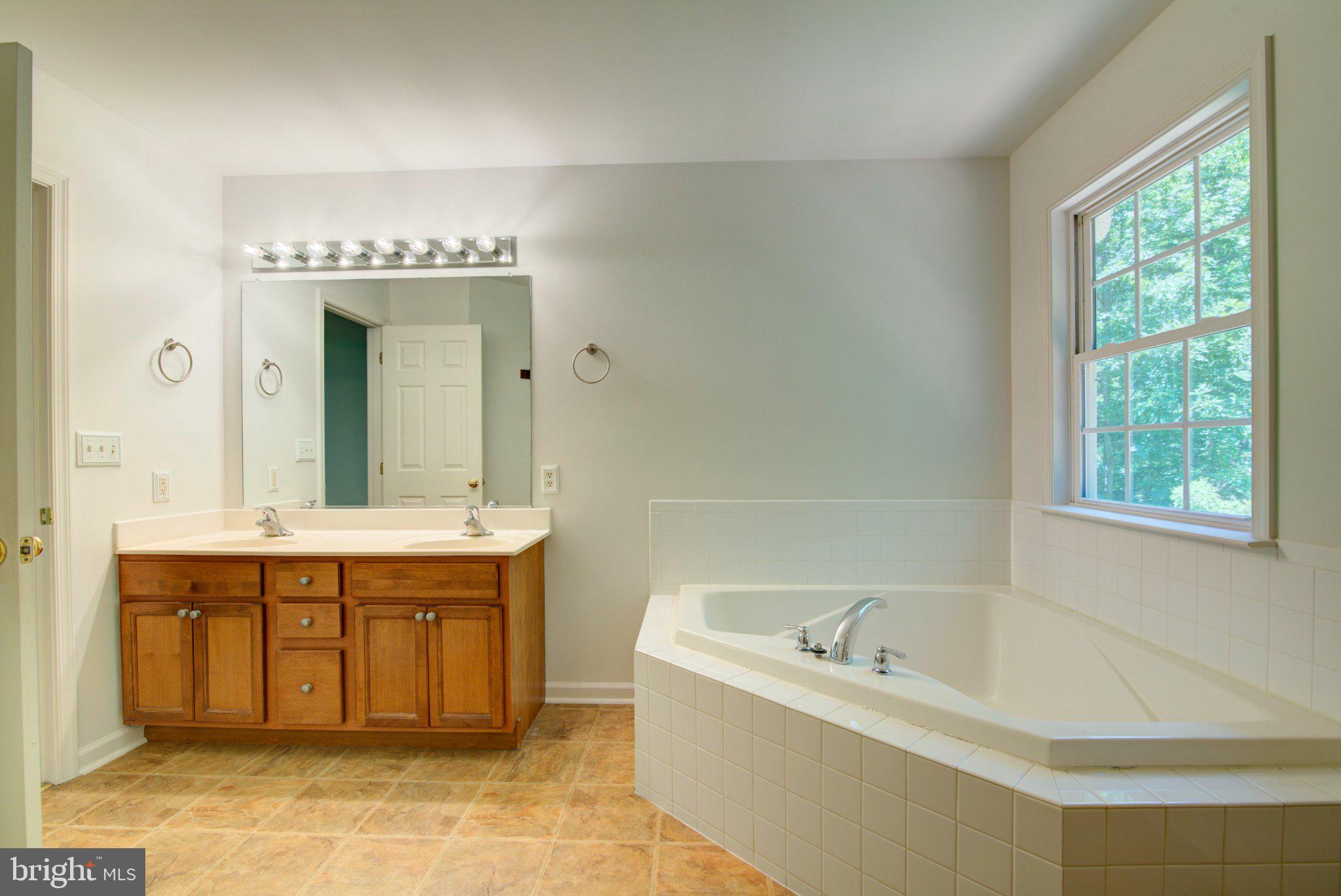 CANNON HILL HEIGHTS - Residential