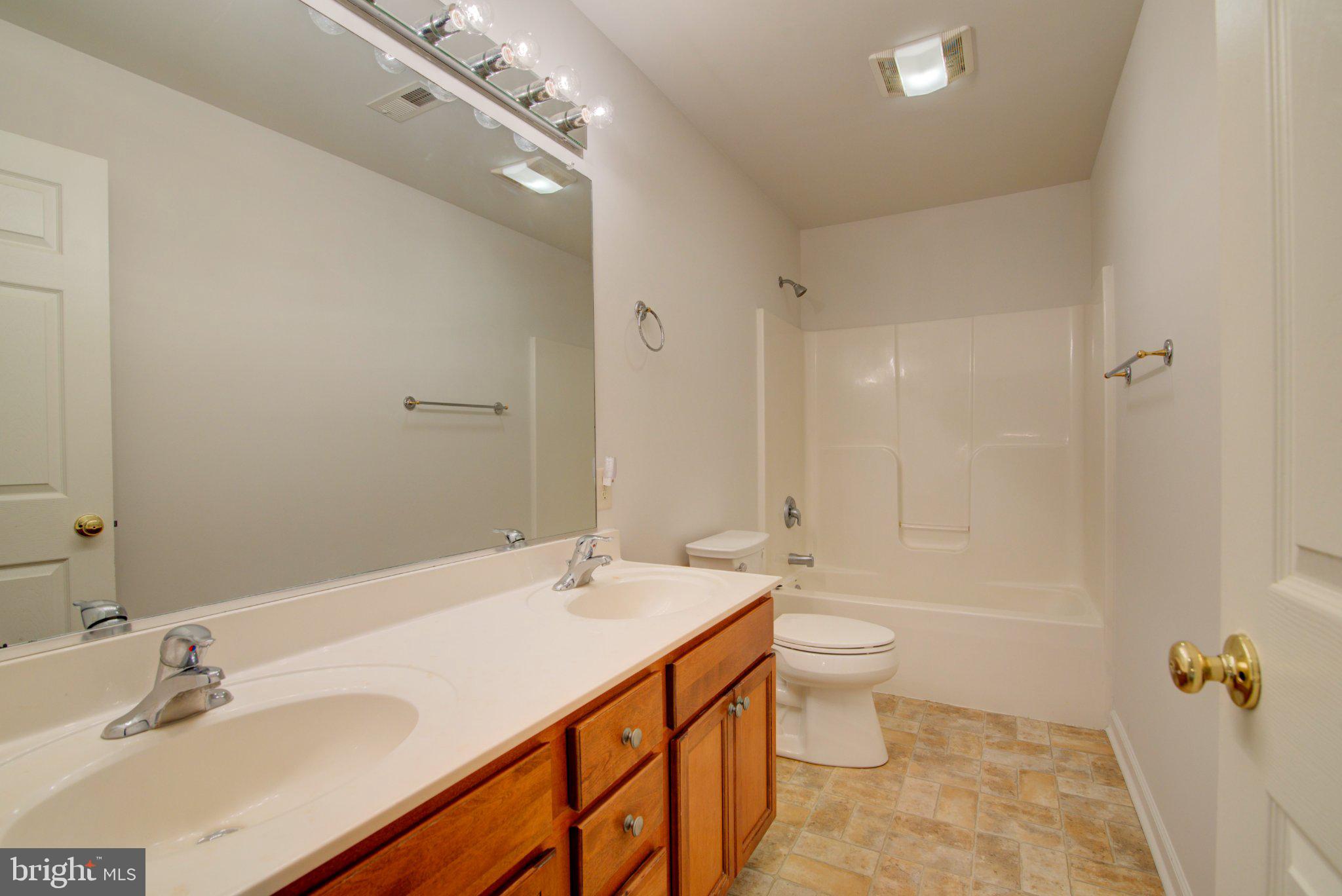 CANNON HILL HEIGHTS - Residential