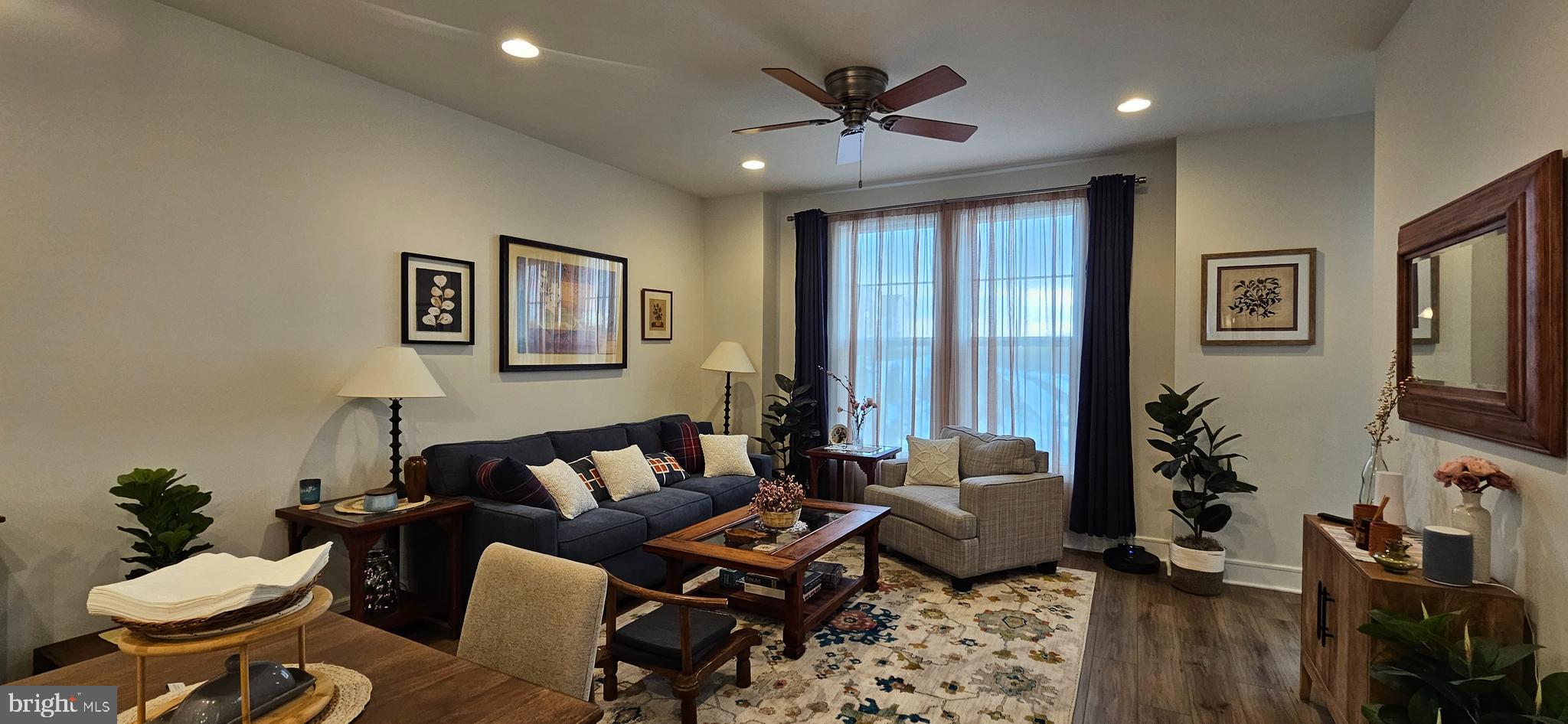 LAKE FREDERICK - Residential Lease