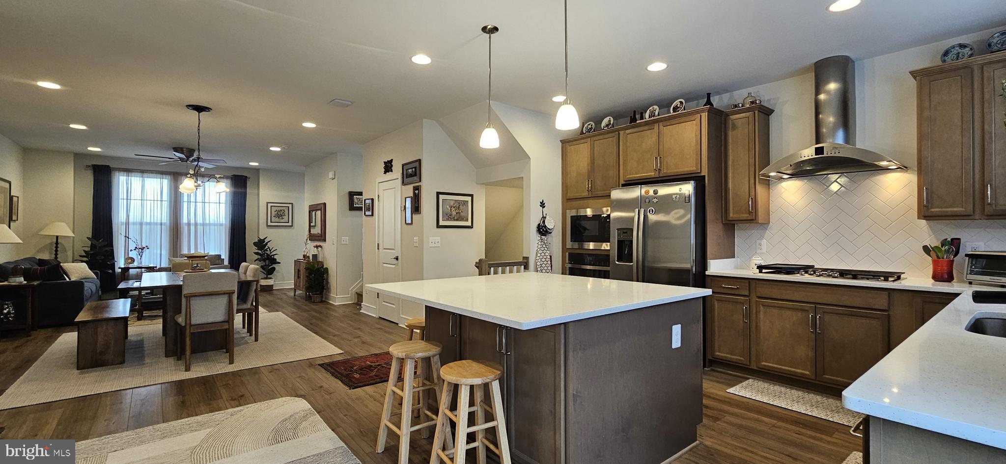 LAKE FREDERICK - Residential Lease