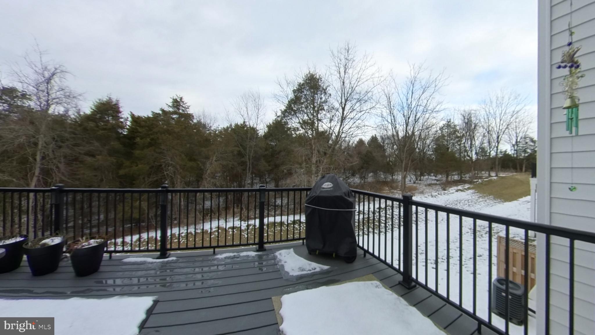 LAKE FREDERICK - Residential Lease