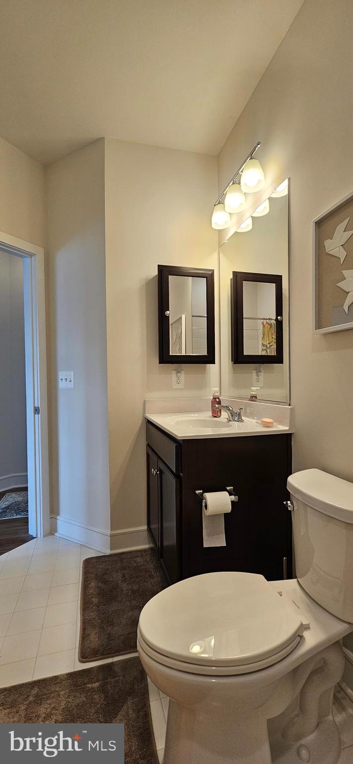 LAKE FREDERICK - Residential Lease
