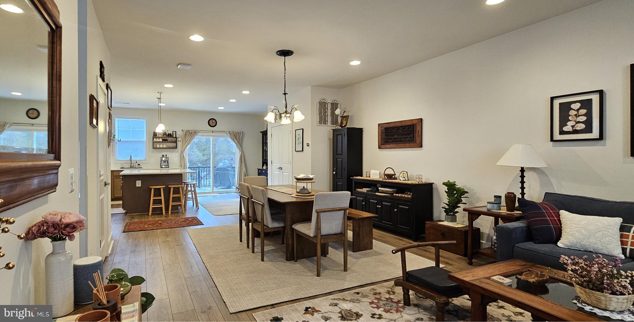 LAKE FREDERICK - Residential Lease