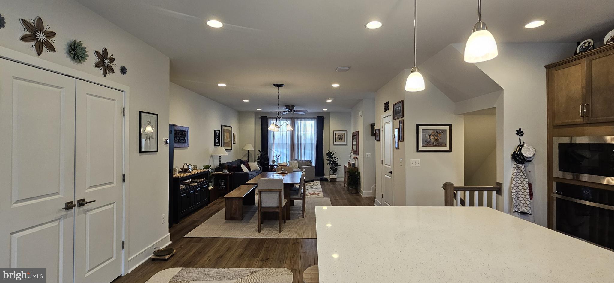 LAKE FREDERICK - Residential Lease