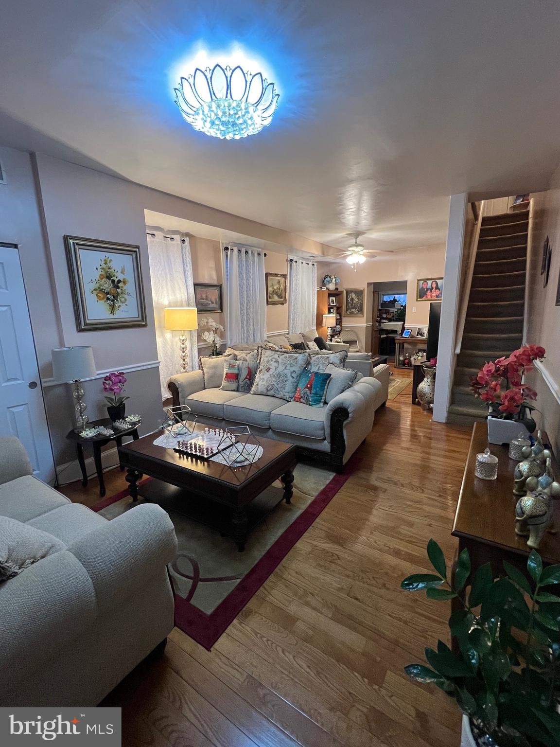 LAWNCREST - Residential
