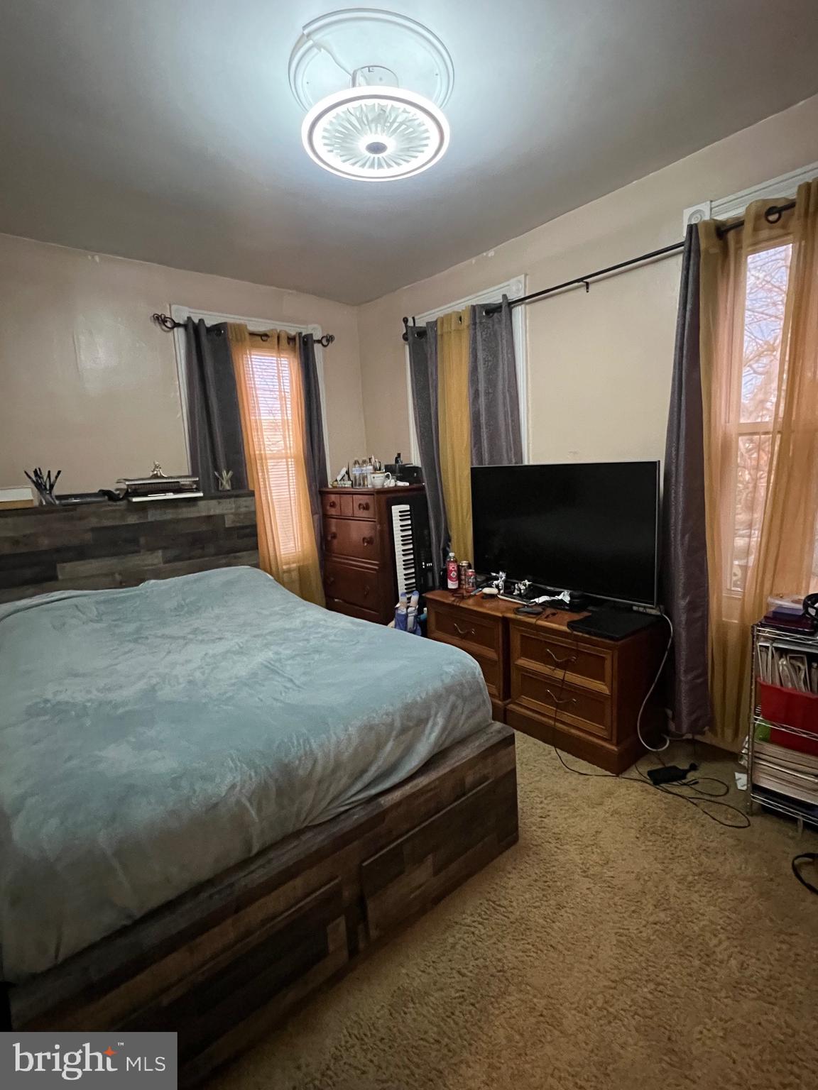 LAWNCREST - Residential