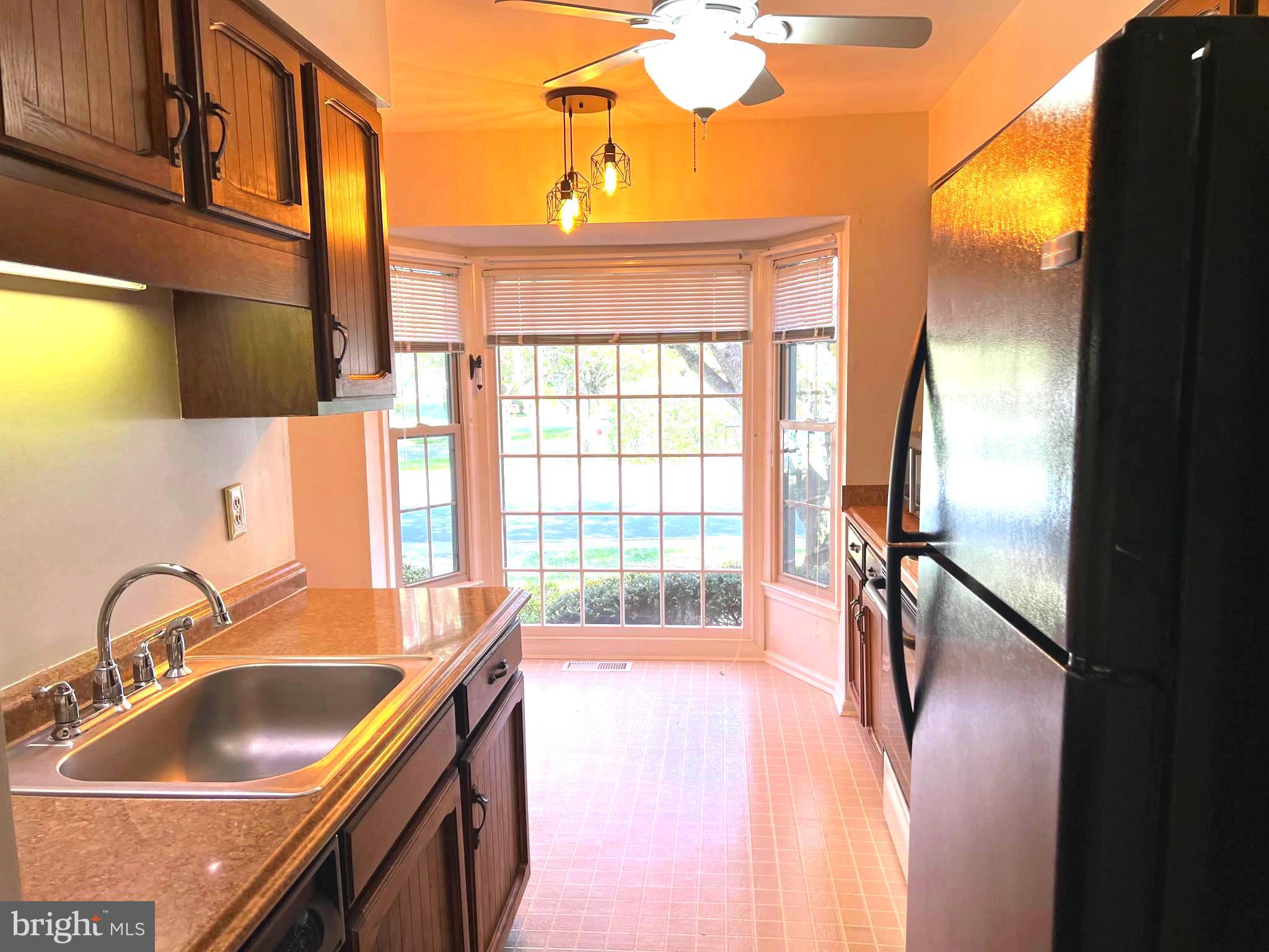 OAKMONT - Residential