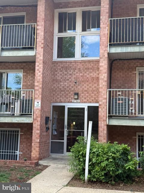 HILL CREST - Residential