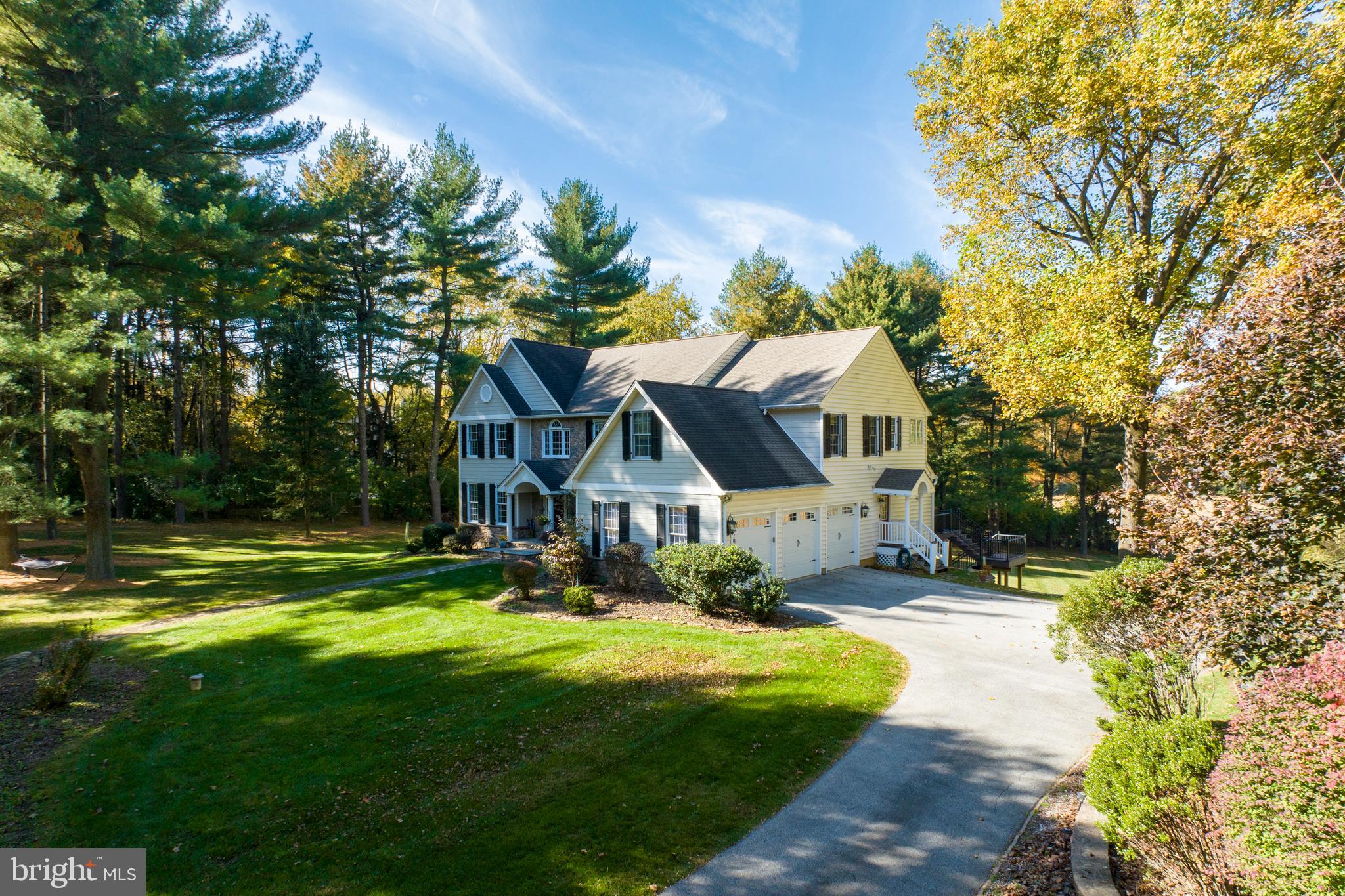 FOX HOLLOW - Residential