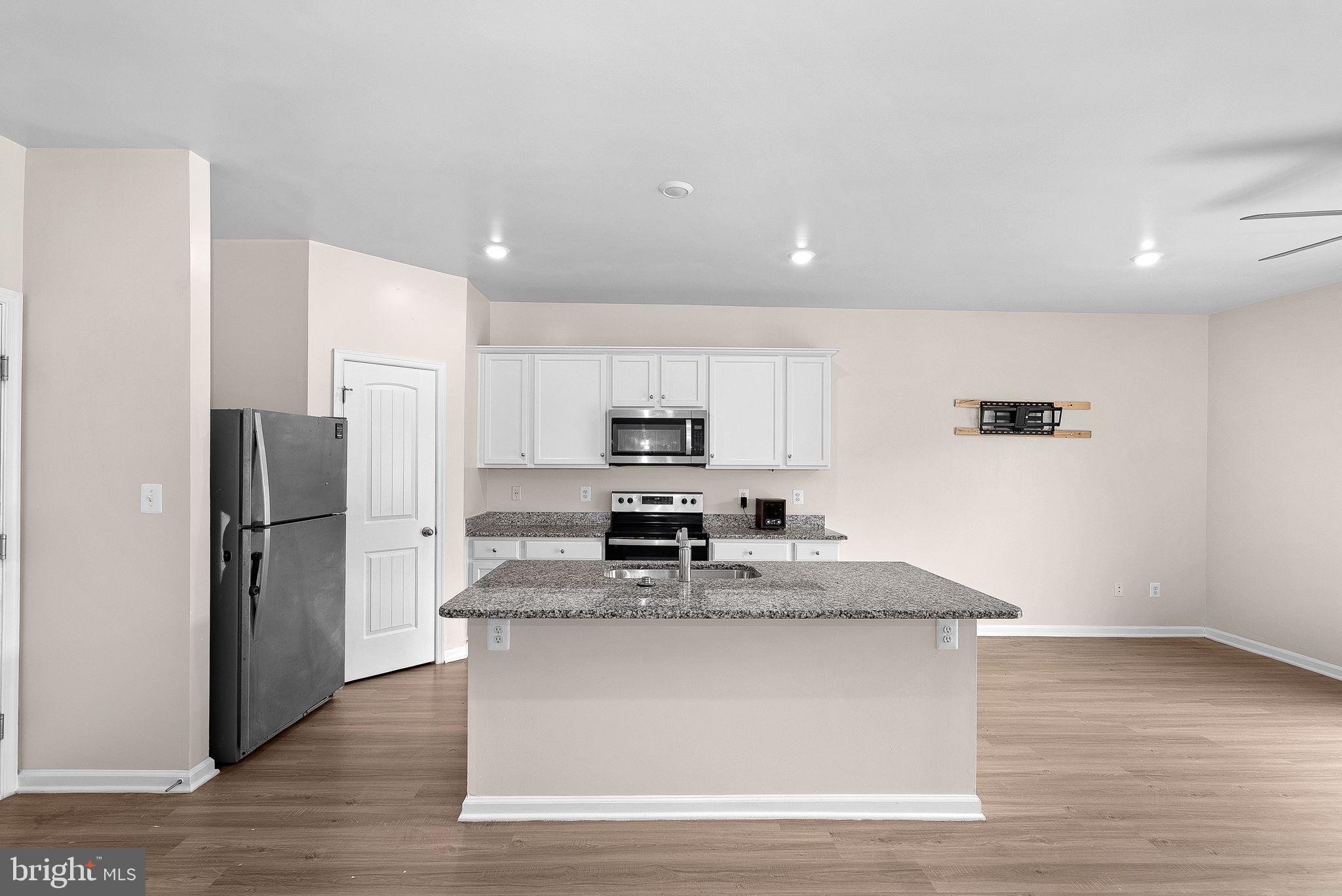 HOMEPLACE AT RIVERSIDE - Residential