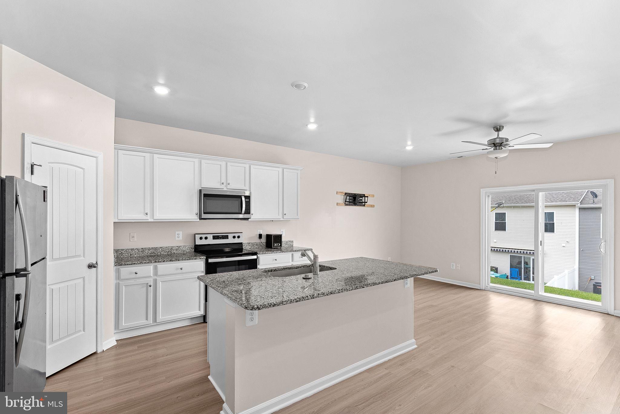 HOMEPLACE AT RIVERSIDE - Residential
