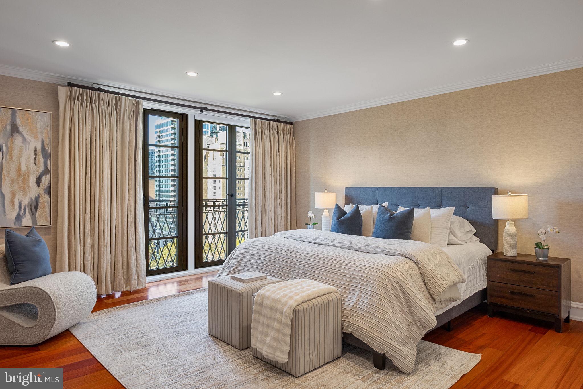 RITTENHOUSE SQUARE - Residential